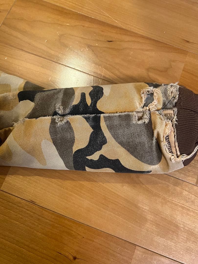 Carhartt アクティブジャケット 鬼フェード　古着　ユニセックス　迷彩柄