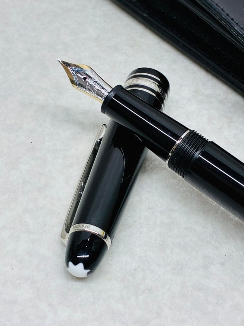 Z4）モンブラン マイスターシュテック 14K 万年筆 4810 14金 585