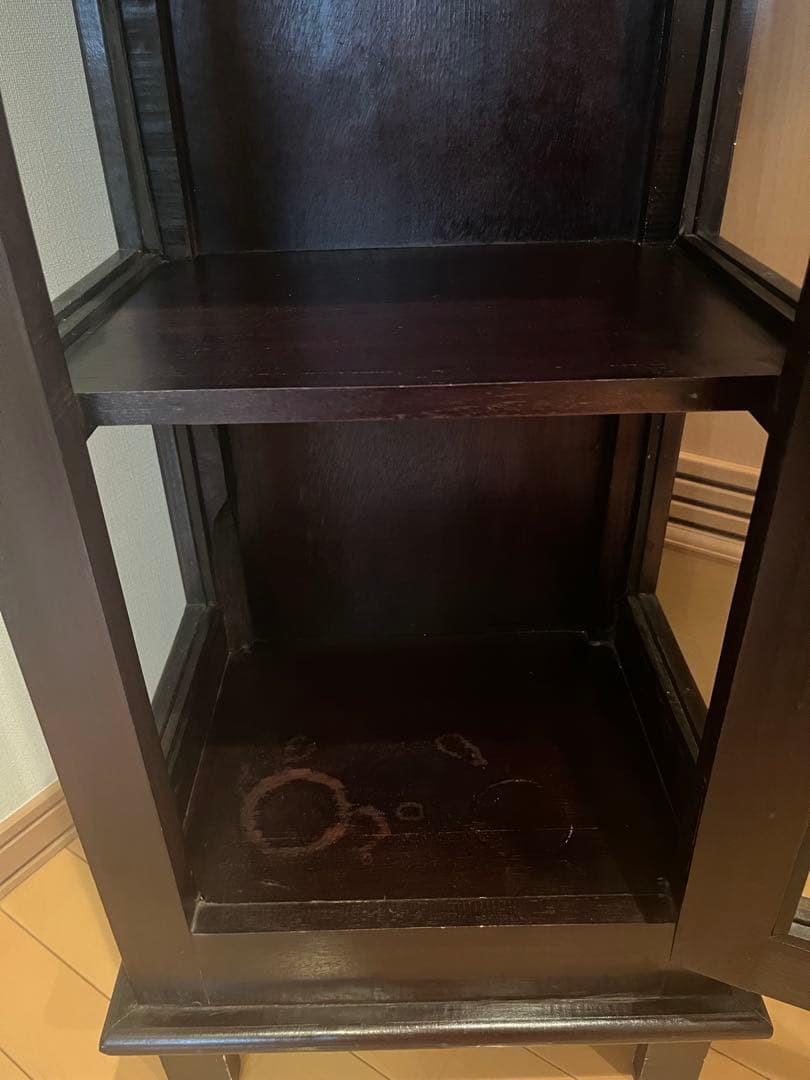 木製ガラス扉付キャビネット 本棚　アジアン家具　キャビネット