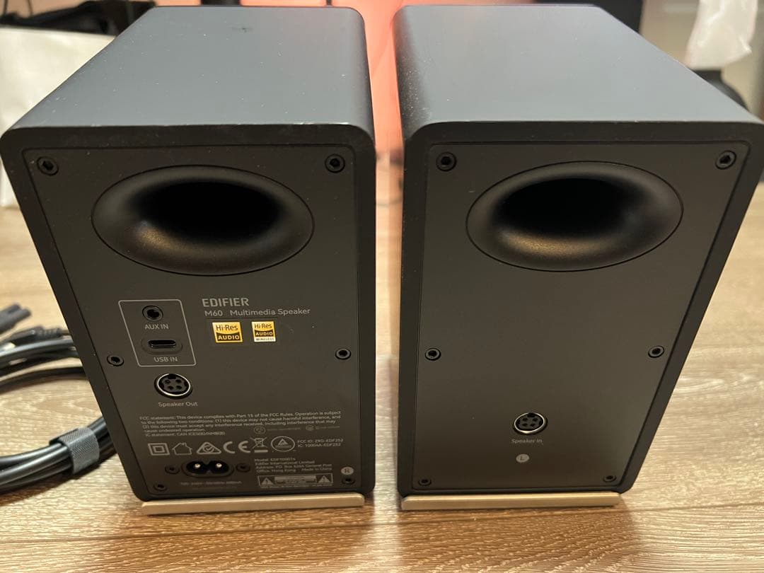 EDIFIER M60 スピーカー