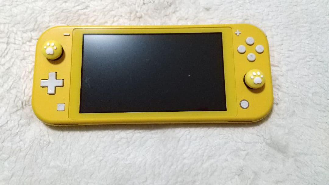 Nintendo Switch Lite イエロー 動作品 肉球カバー