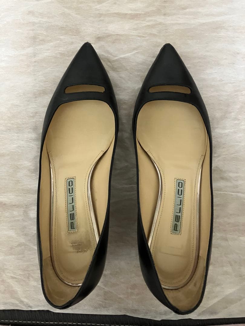 PELLICO ブラック ポインテッドトゥ