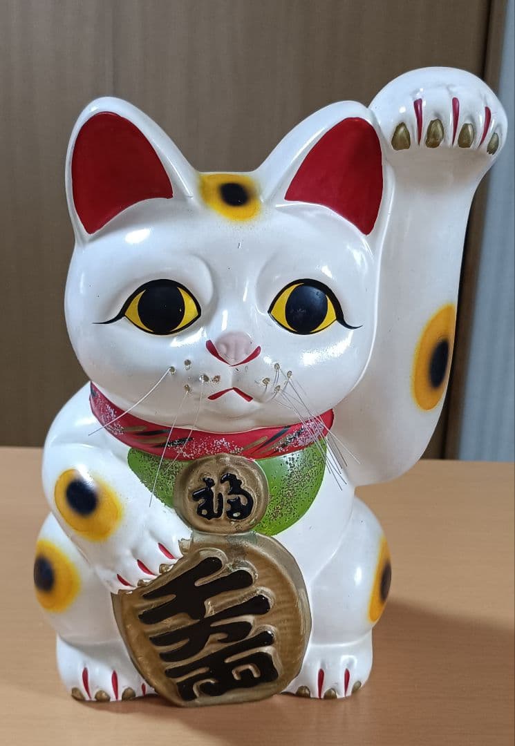 昭和レトロ 招き猫 左手上げ
