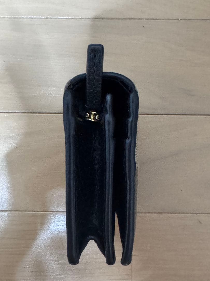 GUCCI 二つ折り財布