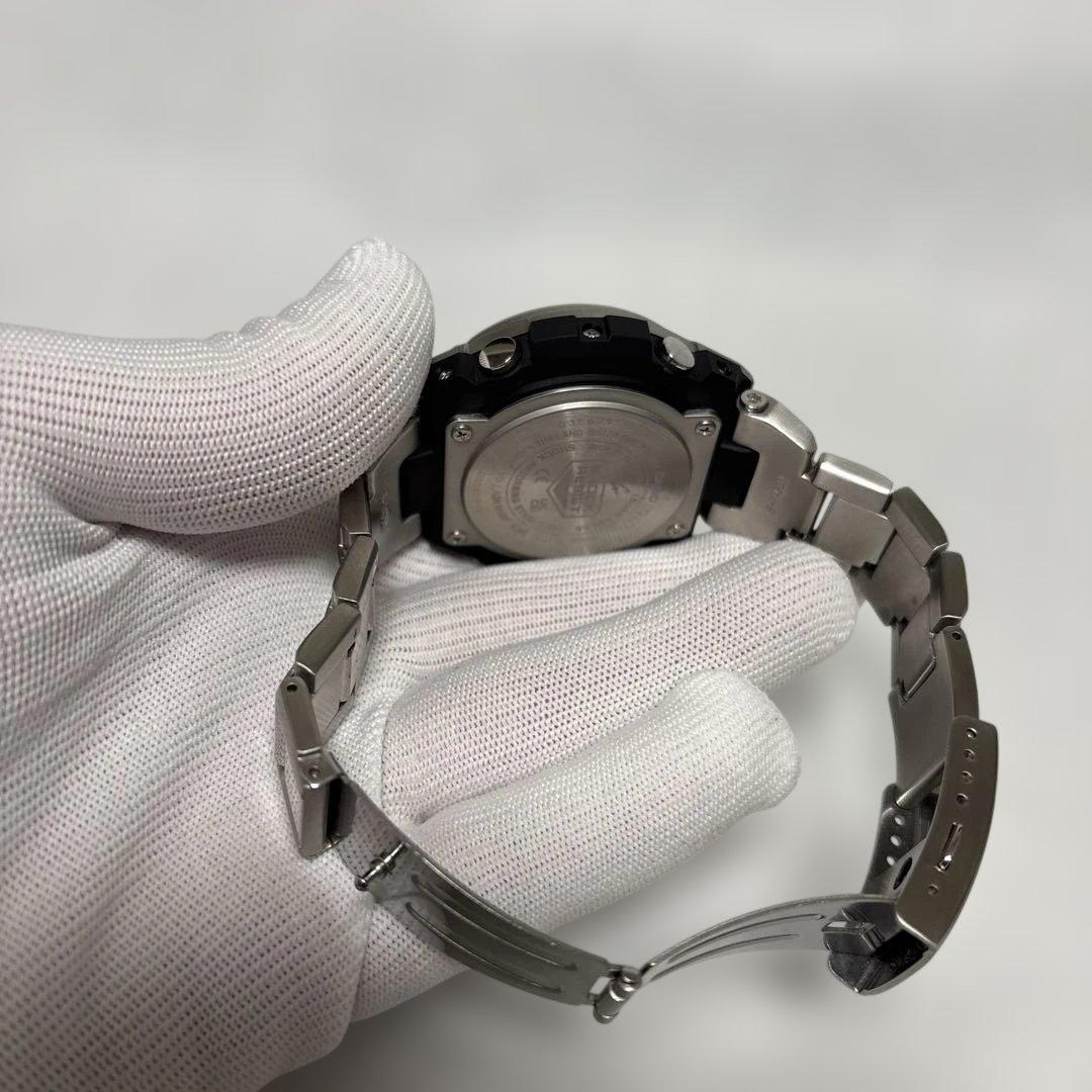 i*u様 メンズ腕時計　　　　　　　　　　　　G-SHOCK (電波ソーラー)