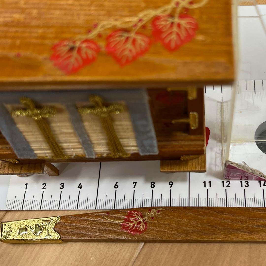 雛人形　桃の節句　雛道具　ケヤキ塗　蔦蒔絵