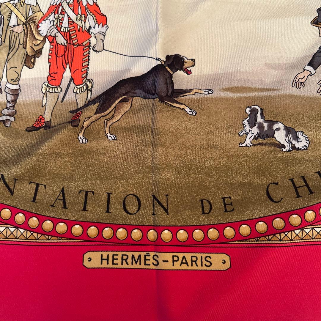 HERMÈS 馬のプレゼンテーション スカーフ