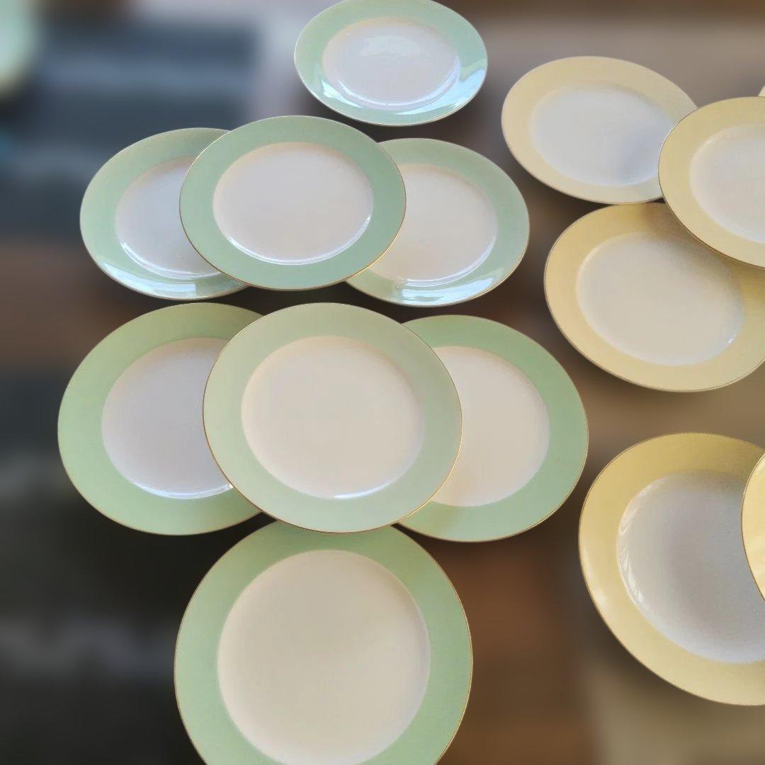 大倉陶園　色蒔き　クリーム　ライトグリーン　合計16枚　19.8cm