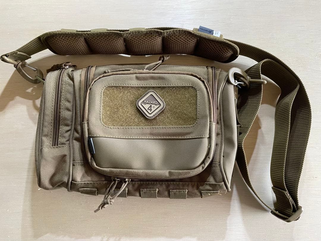 Hazard 4 Reveille ショルダーストラップ付き