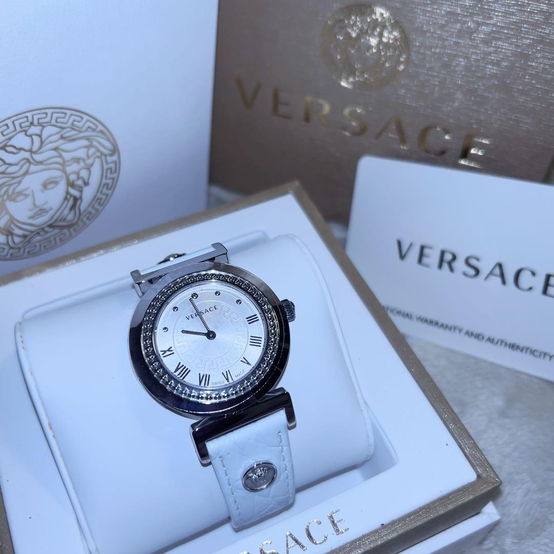 VERSACE ヴェルサーチ　ヴァニティ　バニティ 腕時計　ホワイト シルバー