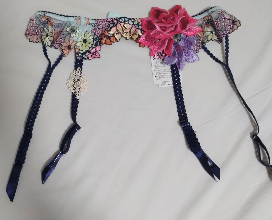 サルート 25G ガーターベルト Ｍ TU 予約限定 復刻