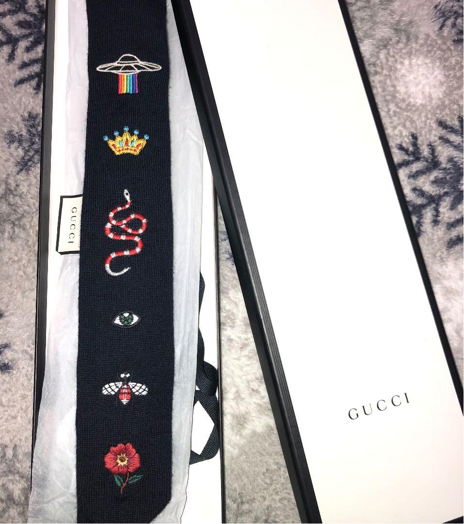 BTSテテ着用　GUCCIネクタイ