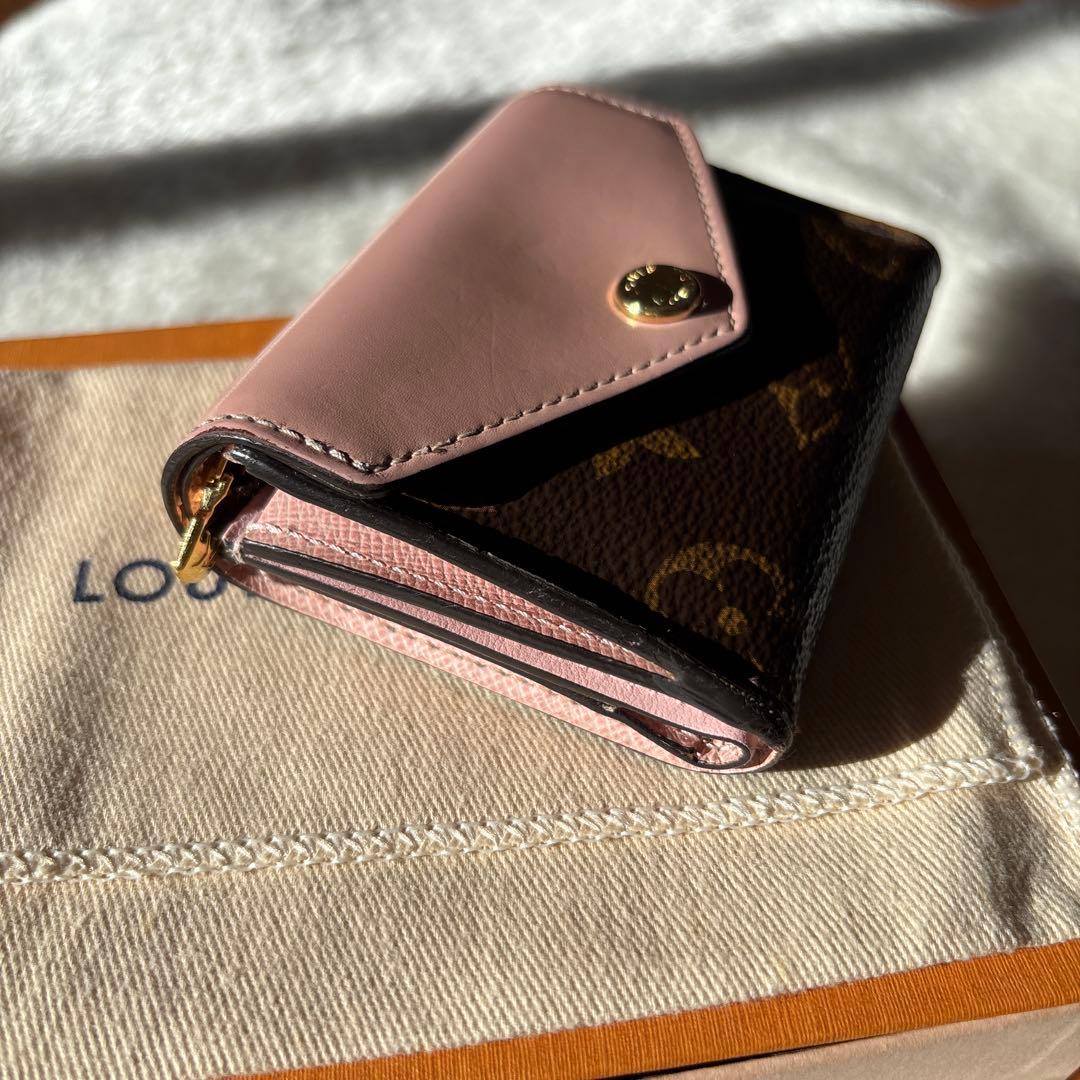 LOUIS VUITTON ポルトフォイユゾエ ピンク