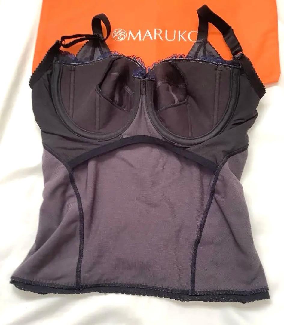 マルコ　Ｅ７５　カーヴィシャス　ロング　ブラジャー　補正下着 カレス　洗濯済み