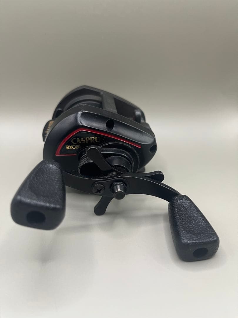 【オールドリール】RYOBI CASPRO カーボン V-MAG3 ベイトリール