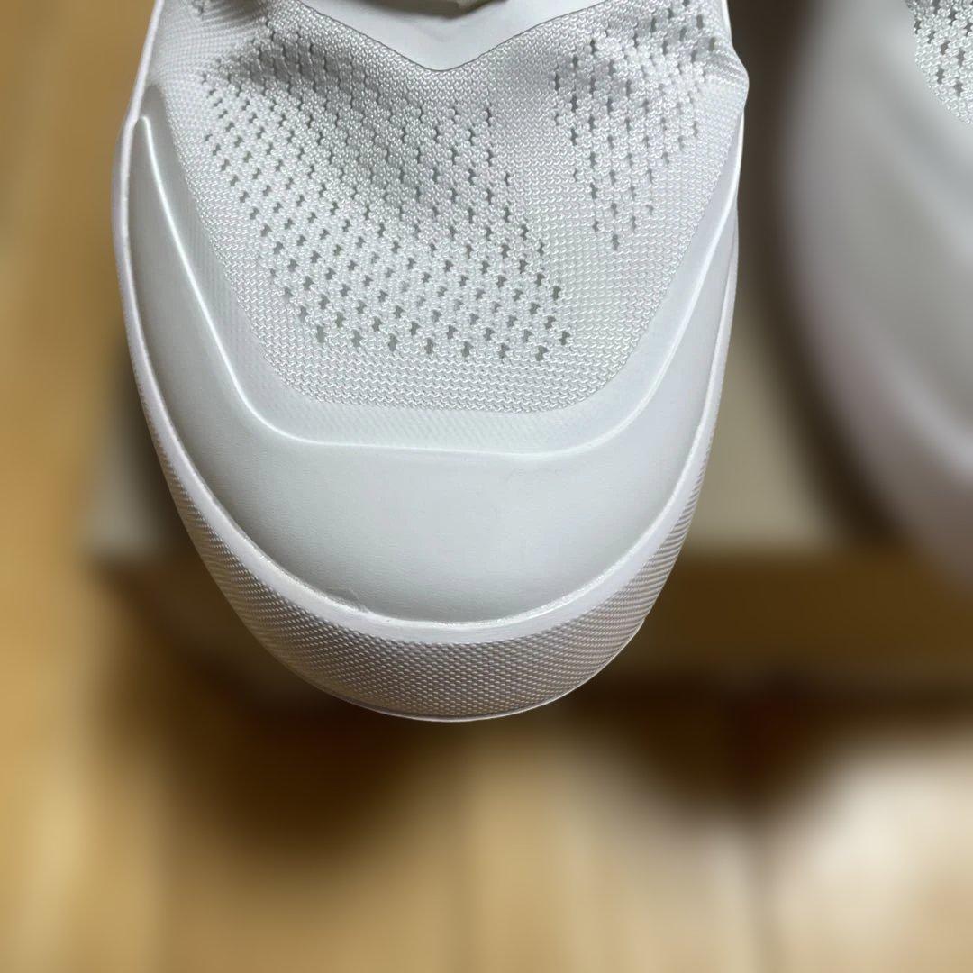 オン　ロジャースピン　メンズ27.0cm 新品未使用