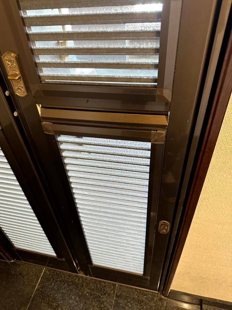 玄関網戸EXCEED TRV 両開き 200×81cm 鍵取説あり