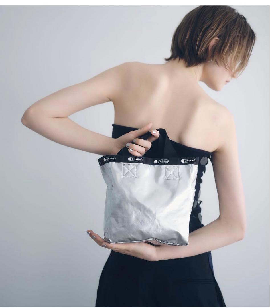 トートバッグ　ミディアムサイズ