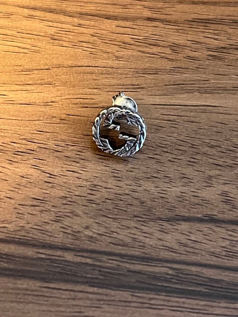 GUCCI インターロッキング　ピアス