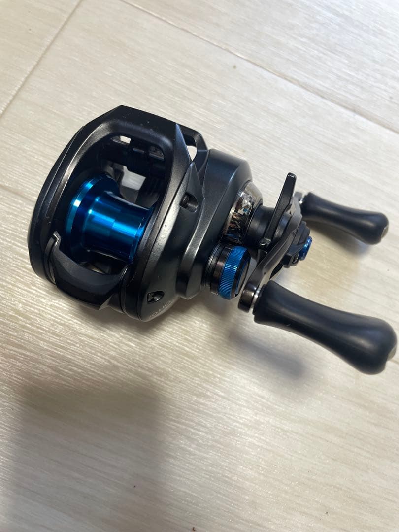 シマノ　SHIMANO 70HG SLX DC 7.2 ブラック　ベイトリール