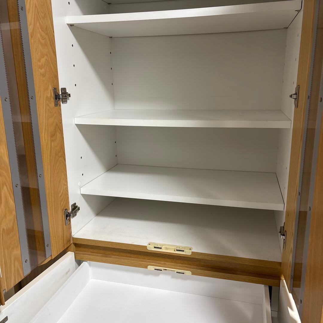 食器棚　本日限定値下げ！　幅105センチ　大容量　北欧系