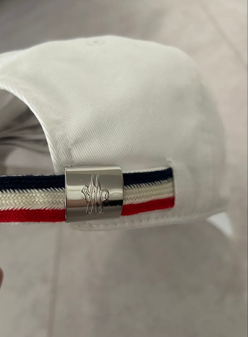 MONCLER モンクレール キャップ　ホワイト