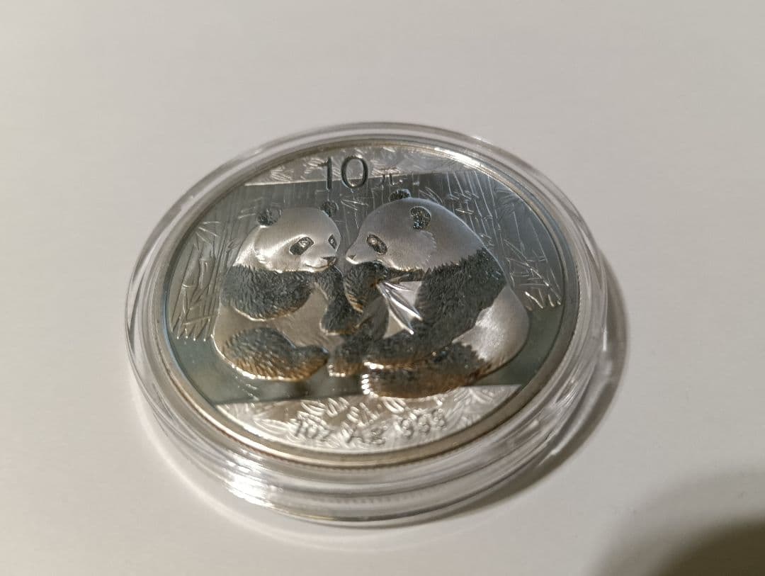 ⁂【2009年中国 パンダ銀貨 1オンス 】⁂品位.999 純銀製⁂　プリーフ