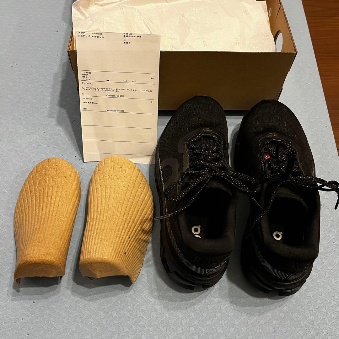 オジッチさん専用　【美品】On cloudmonster2 24.5