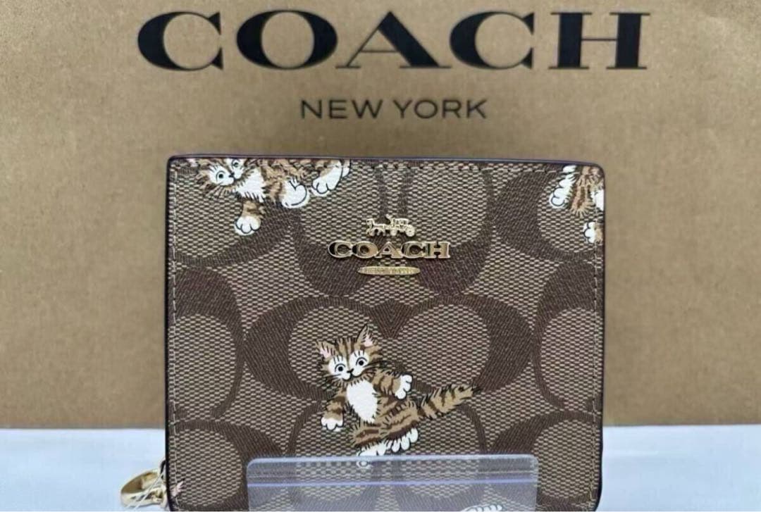 COACH 猫のイラスト 二つ折り財布