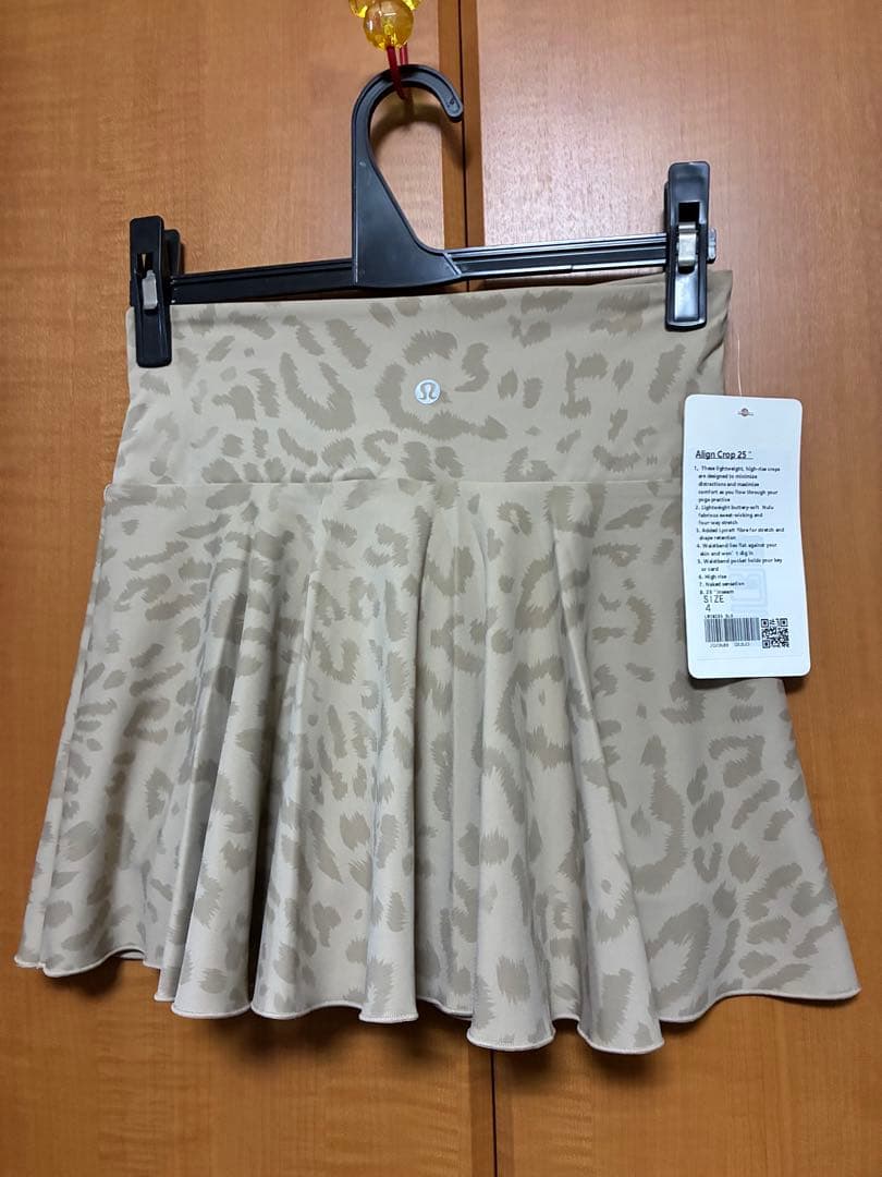 ルルレモン スコート サイズ4