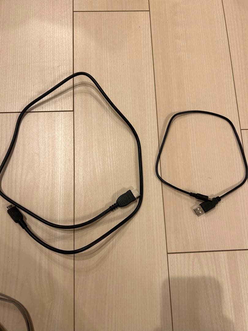 JVC Everio フルHD ビデオカメラ（追加バッテリー付き）