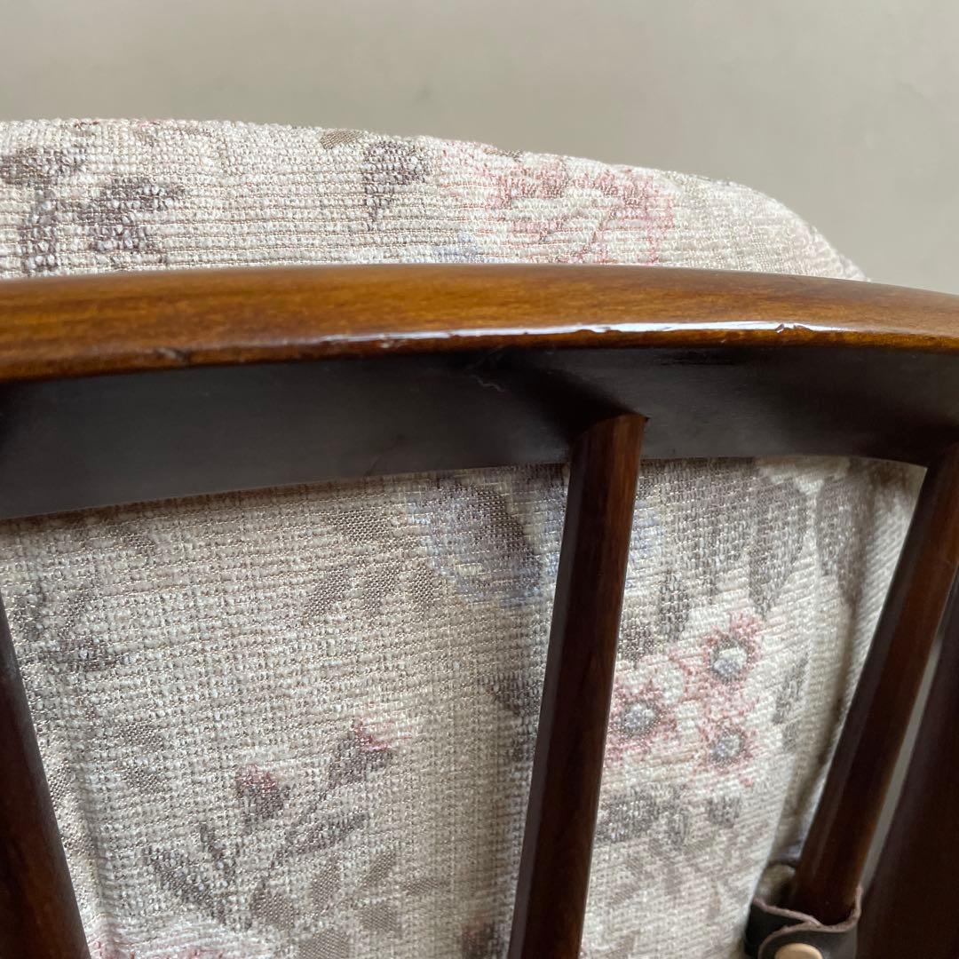 ①【美品】カリモク アームチェア コロニアル キャスター付き ダイニングチェア