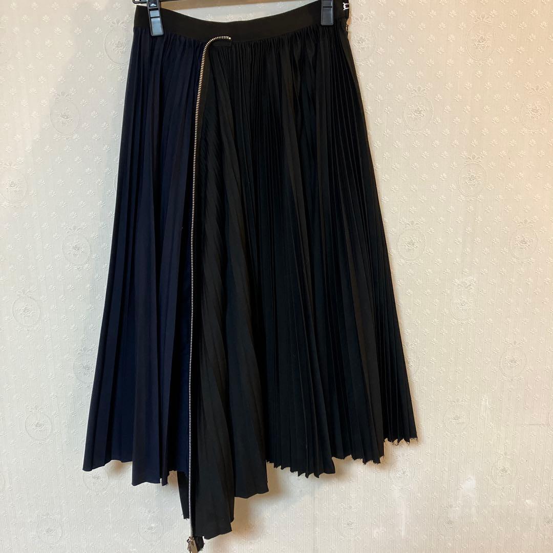 Sacai プリーツスカート（新品同様）