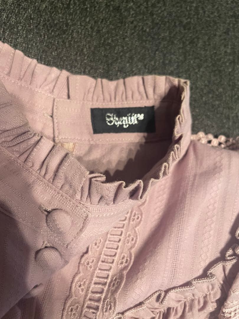 k*様 シェグリット 薄いピンク フリル ワンピース