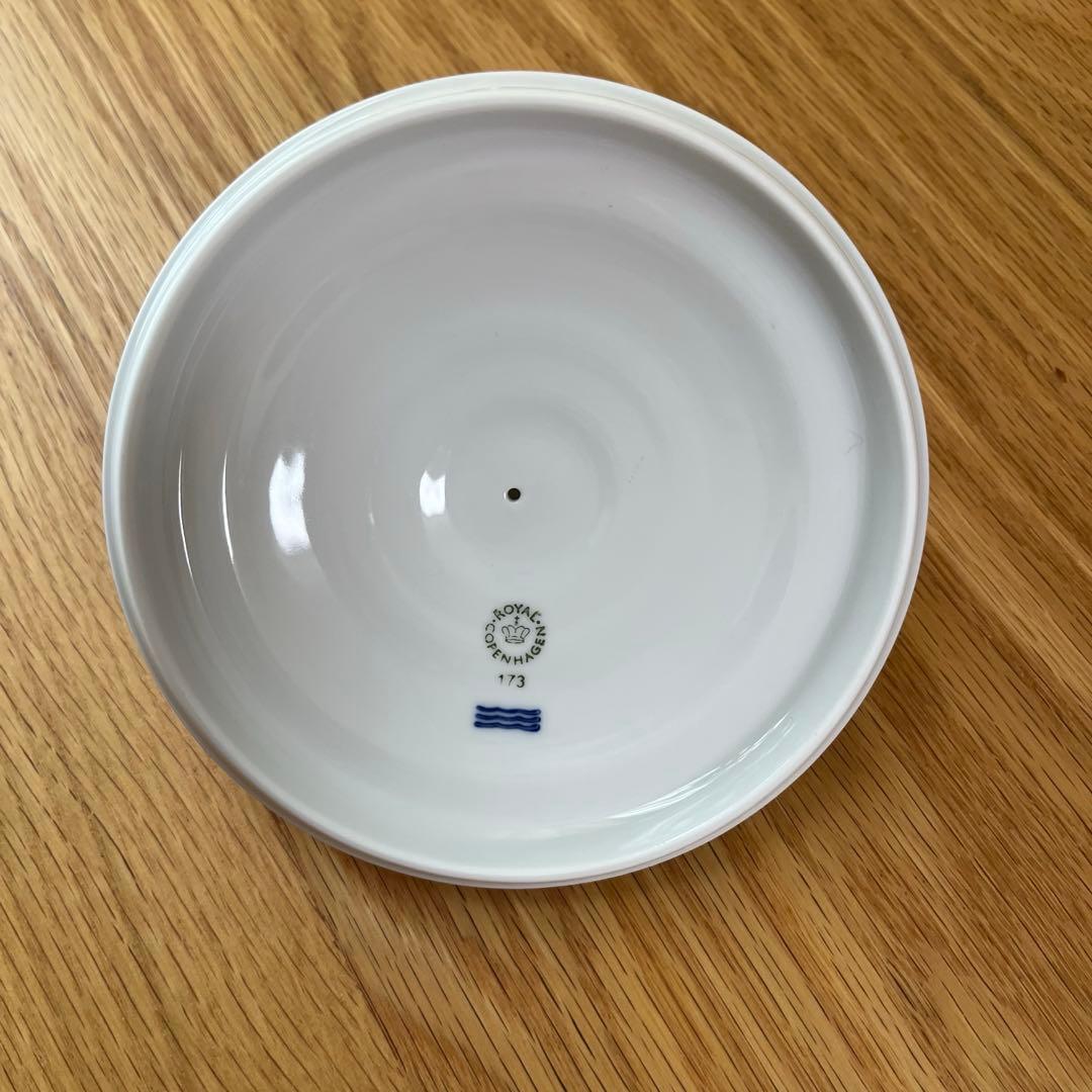 ◆廃番希少◆ロイヤルコペンハーゲン◆ホワイトパルメッテ◆蓋付きボウル3セット◆