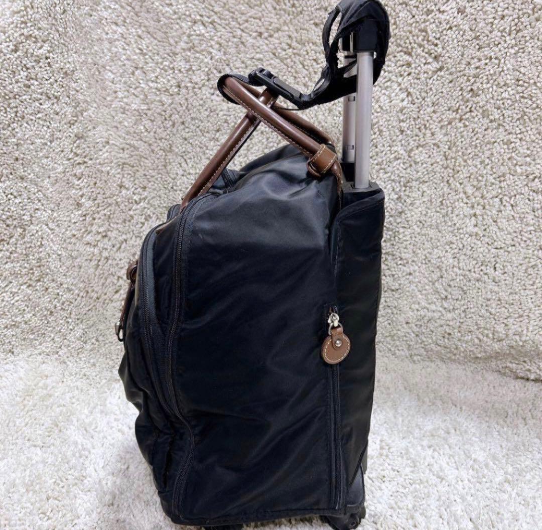 カナナ♥️キャリーケース