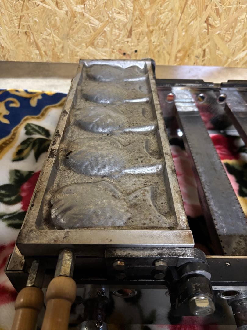 たい焼き器★天然ガス★5×2連★業務用器具★厨房器具★動作未確認