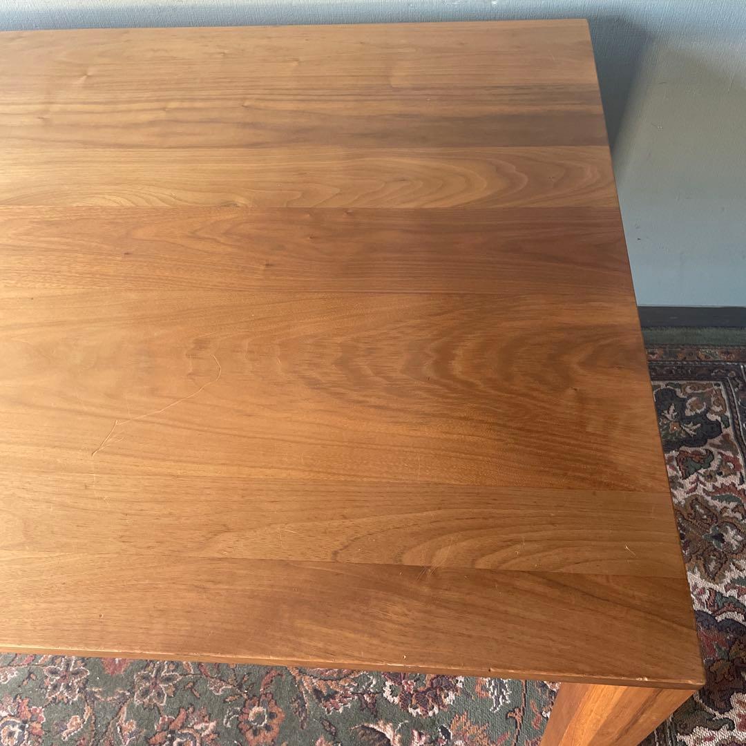 カリモク　天然木　ウォールナット　ダイニングテーブル