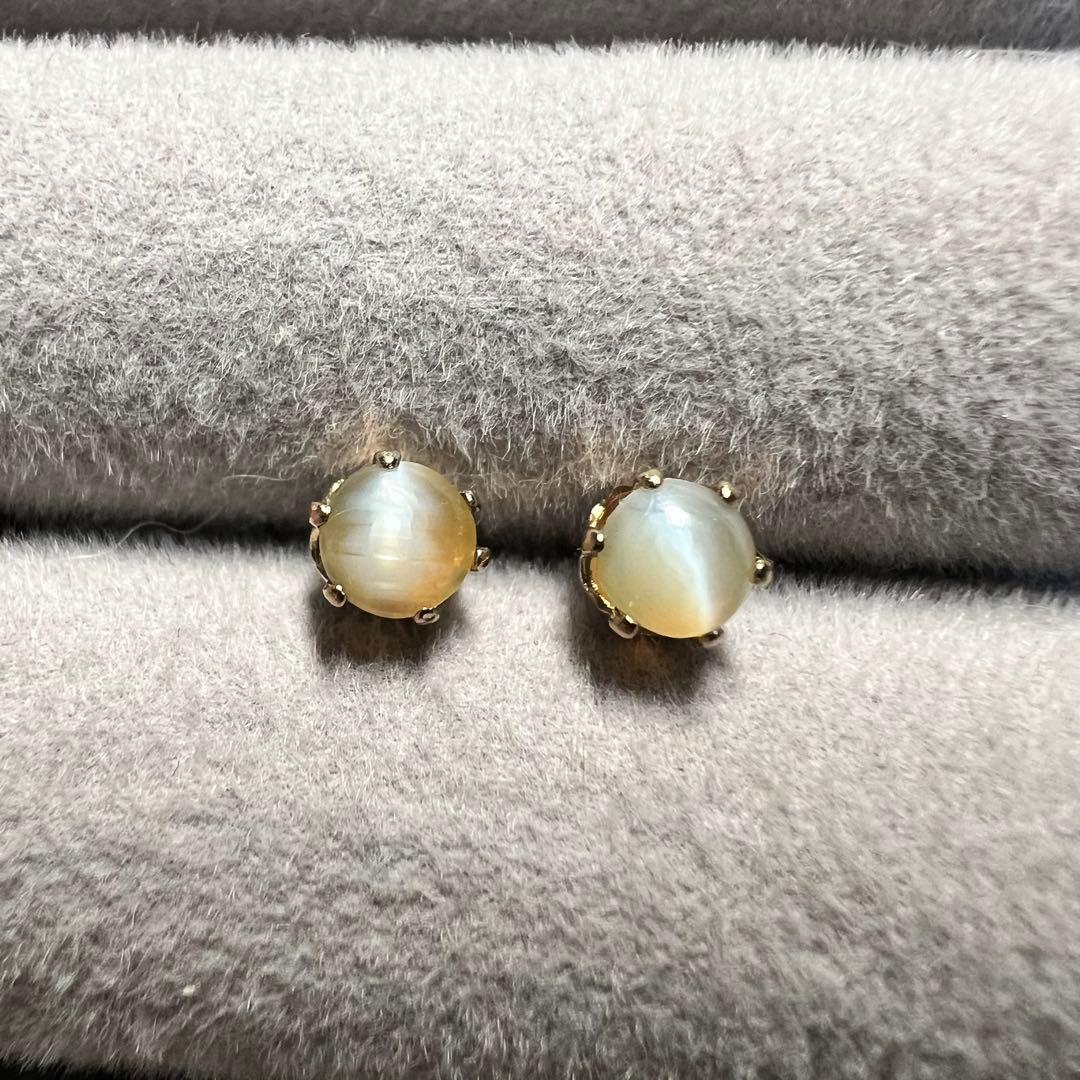 天然石　スリランカ産　クリソベリルキャッツアイ　スタッドピアス