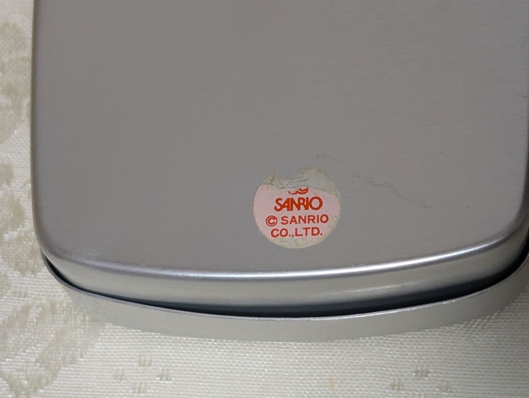 ハローキティ（HELLO KITTY）アルミ　お弁当箱　ランチボックス　レトロ