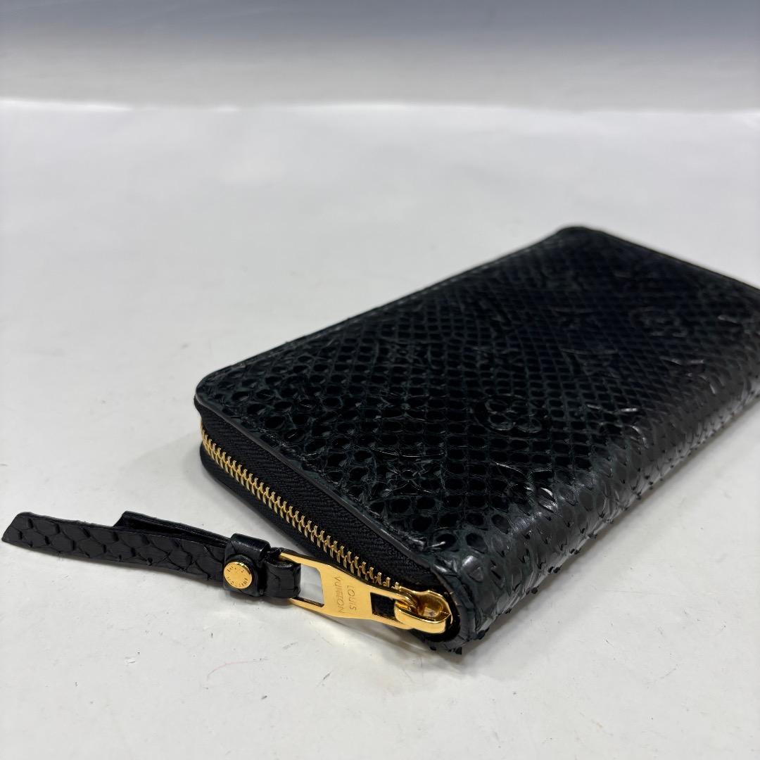 美品【LV本物】長財布/ジッピーウォレット/パイソン本革/モノグラム/ブラック