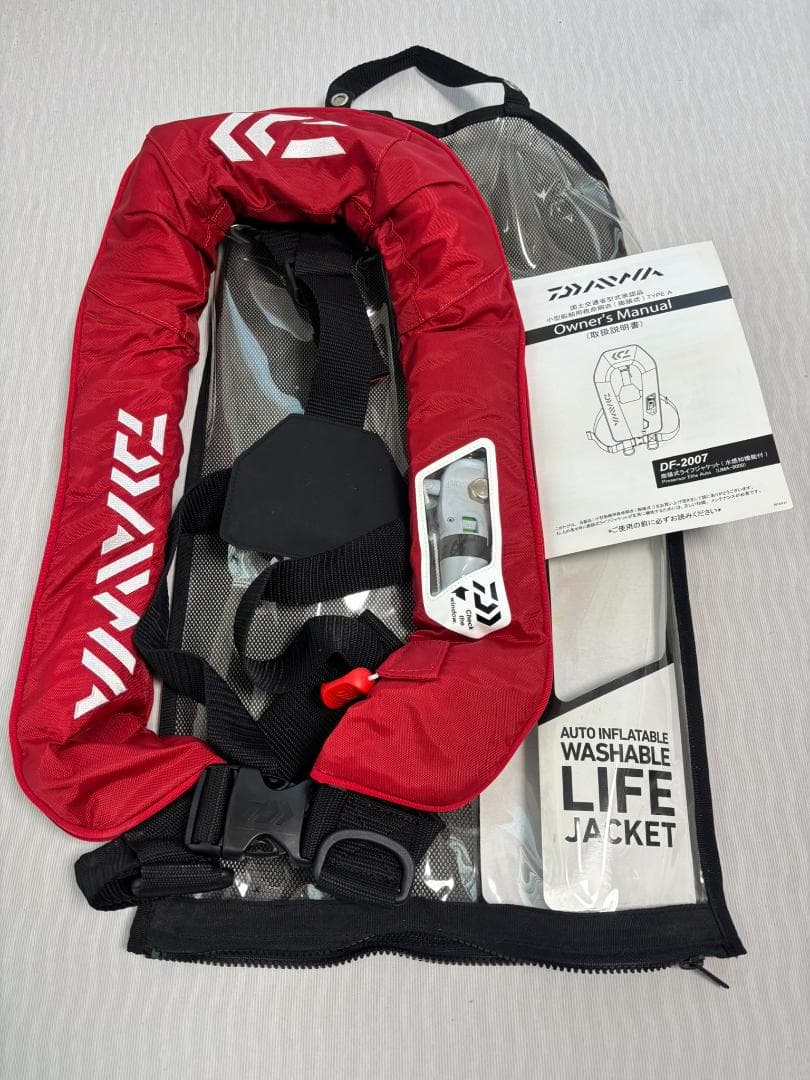 【未使用】ダイワ DF-2007 自動膨張式ライフジャケット