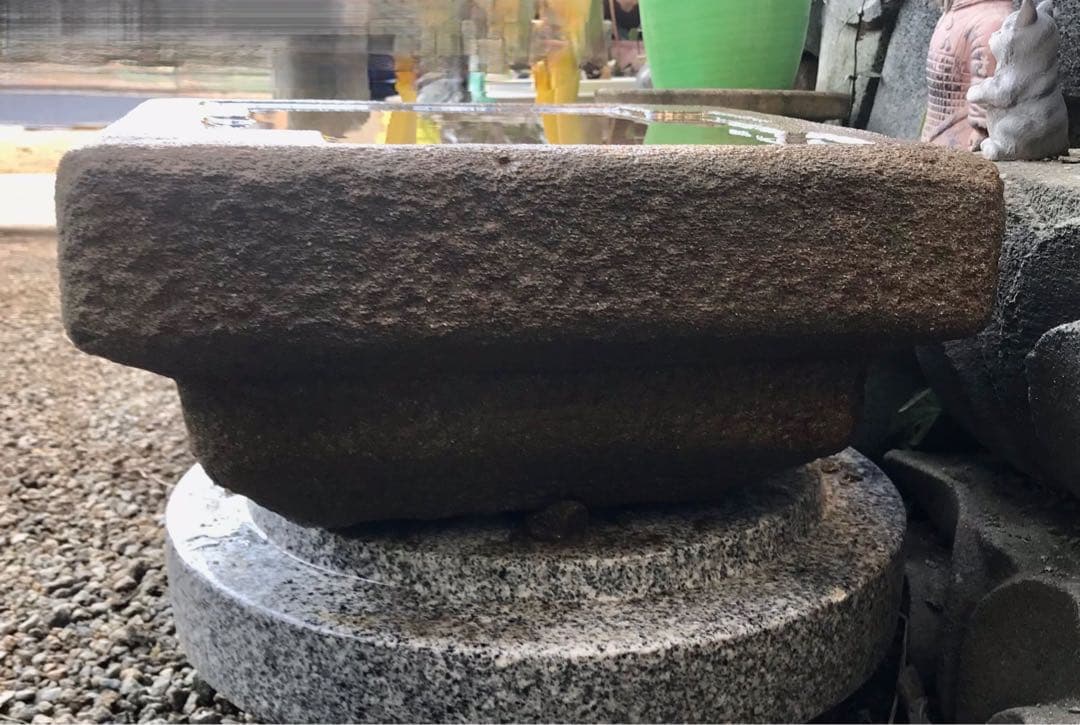 四角水鉢・向鉢・オブジェ・バードバス・庭石・ガーデニング・置物