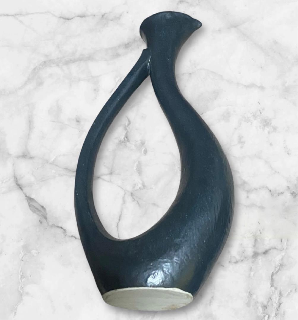 ダークグレー 陶器製 結び目のモダンな幾何学模様の花器花瓶 約30cm