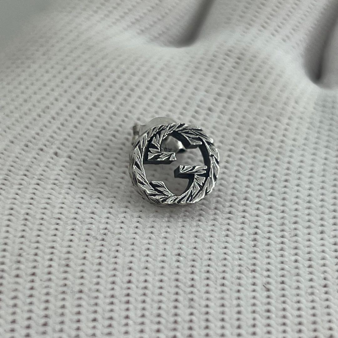 GUCCI インターロッキングg シルバー925 片耳 スタッズピアス 0501