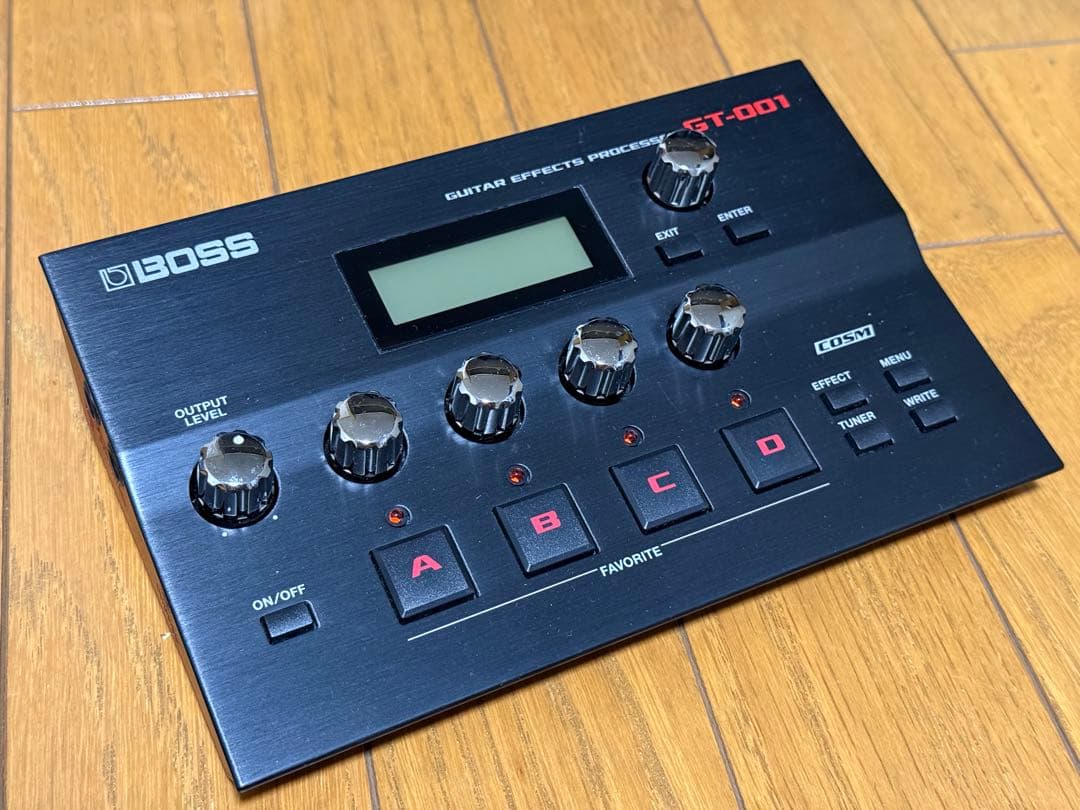 BOSS GT-001 ギターマルチエフェクター