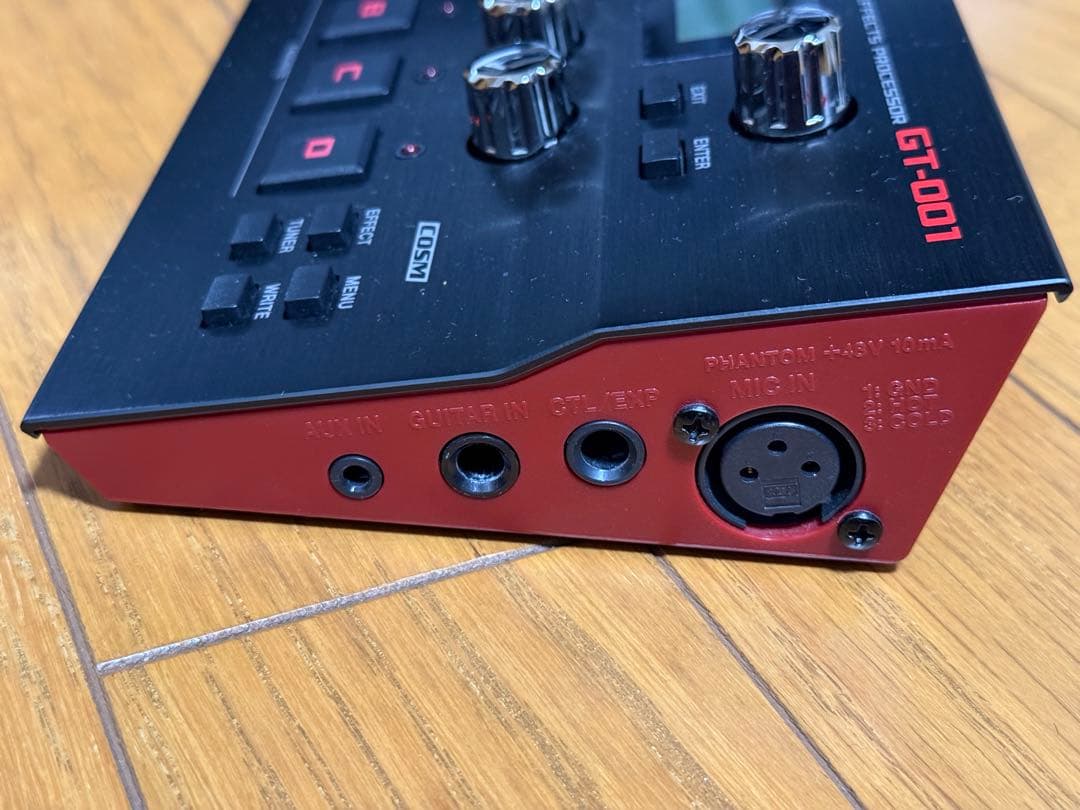 BOSS GT-001 ギターマルチエフェクター