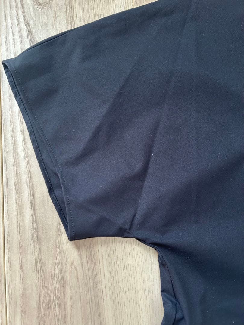 あゆみさま専用【Aga Black】タグ付き 黒 半袖 Vネック フレアドレス