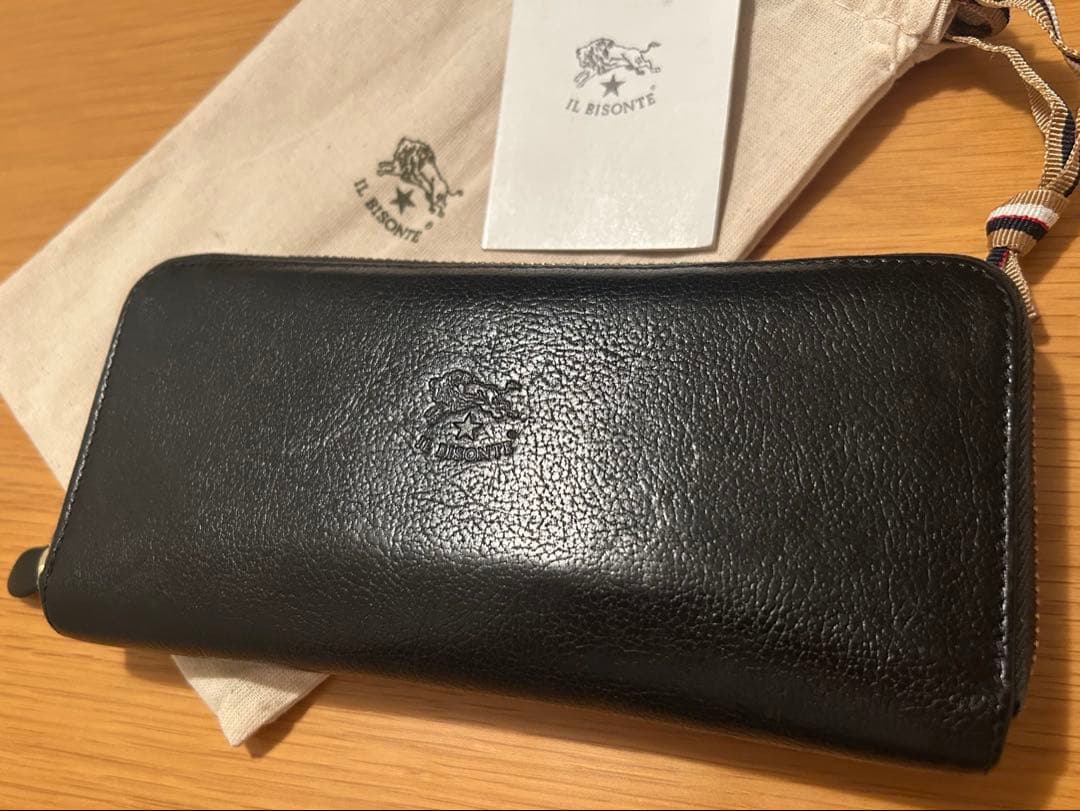 ILBISONTEブラック長財布