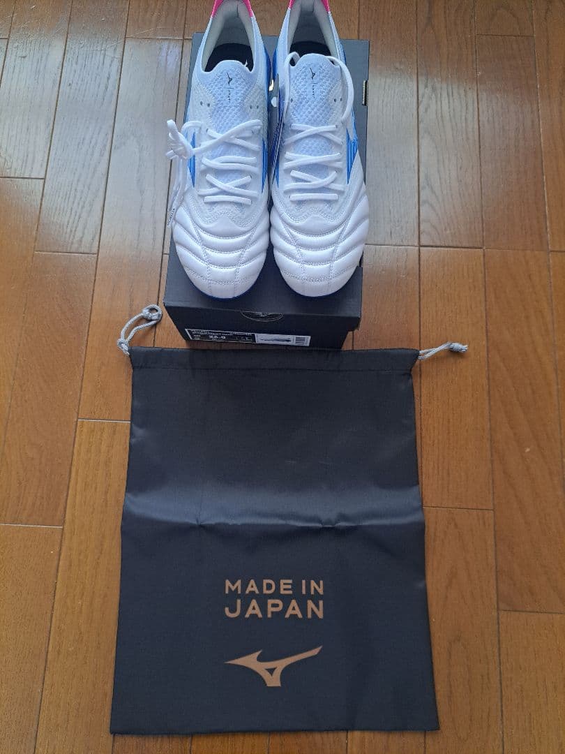 【キヨ】MIZUNO ミズノ モレリア ネオ IV ベータ　限定カラー